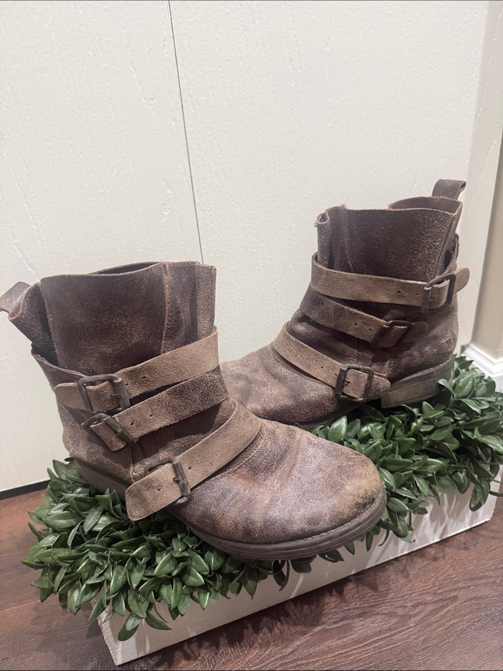 Steve Madden Brown Leather "Colony" Combat Moto Boots Size 8.5